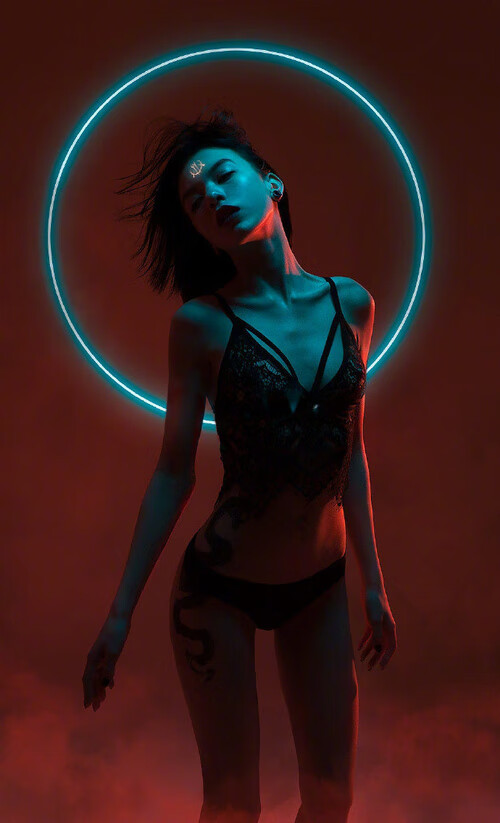 APP下载 LY Sports-意甲领头羊对决：战术对抗中的精彩对攻，意甲头牌